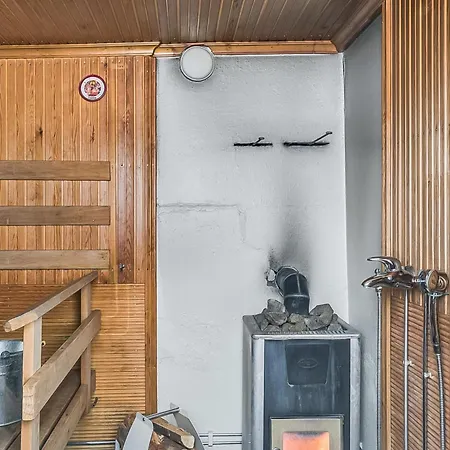Peukaloinen By Interhome *