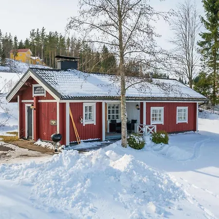 Holiday home Peukaloinen By Interhome Hirsjarvi